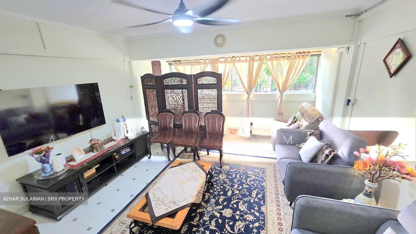 Blk 656 Hougang Avenue 8 (Hougang), HDB Executive #504893211